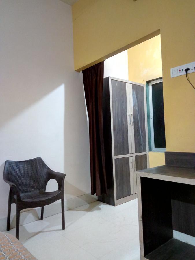 Hotel Sea Foam Puri Room photo